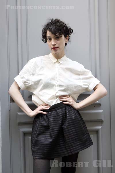 ST VINCENT - 2009-04-24 - PARIS -  - 